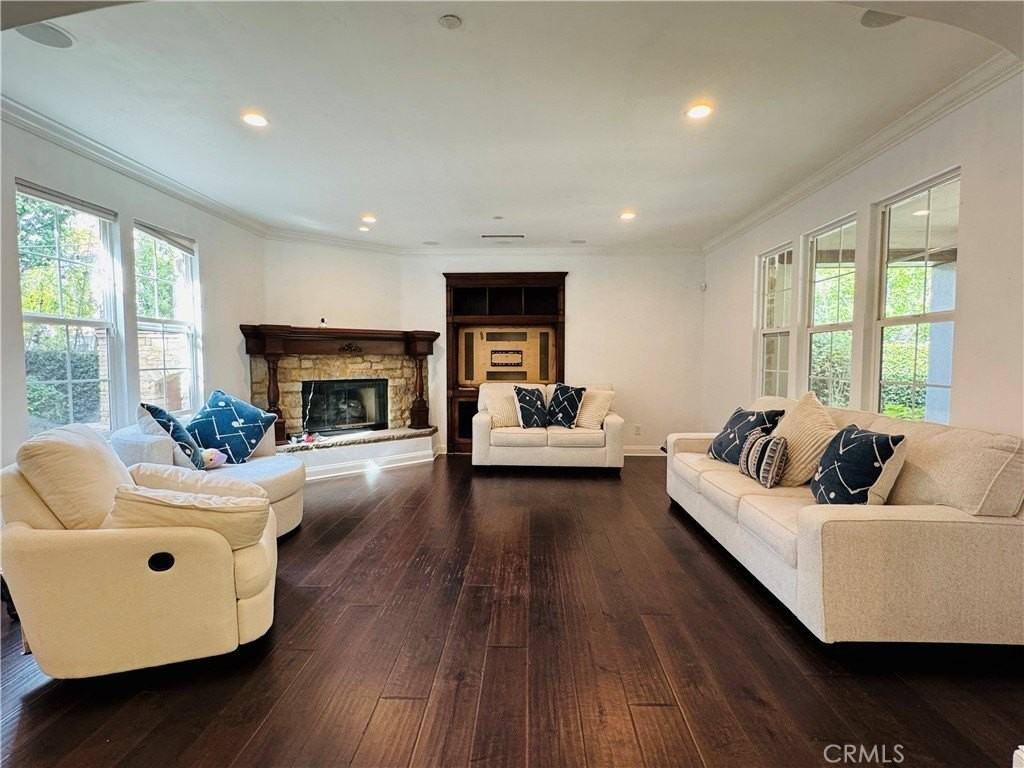 12 Basilica Pl - Photo 7 of 18