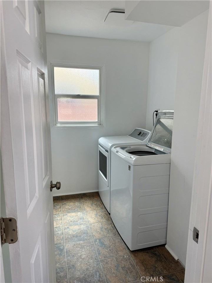 719 S Walnut Ave - Photo 6 of 8