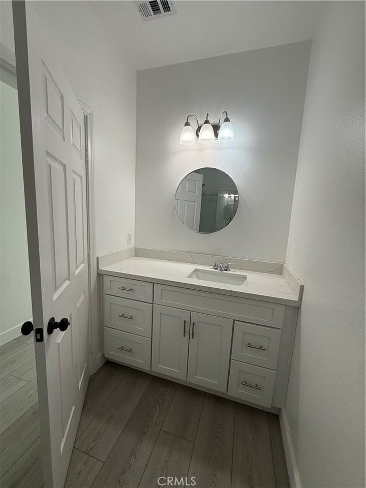 6590 Almeria Ave - Photo 5 of 12