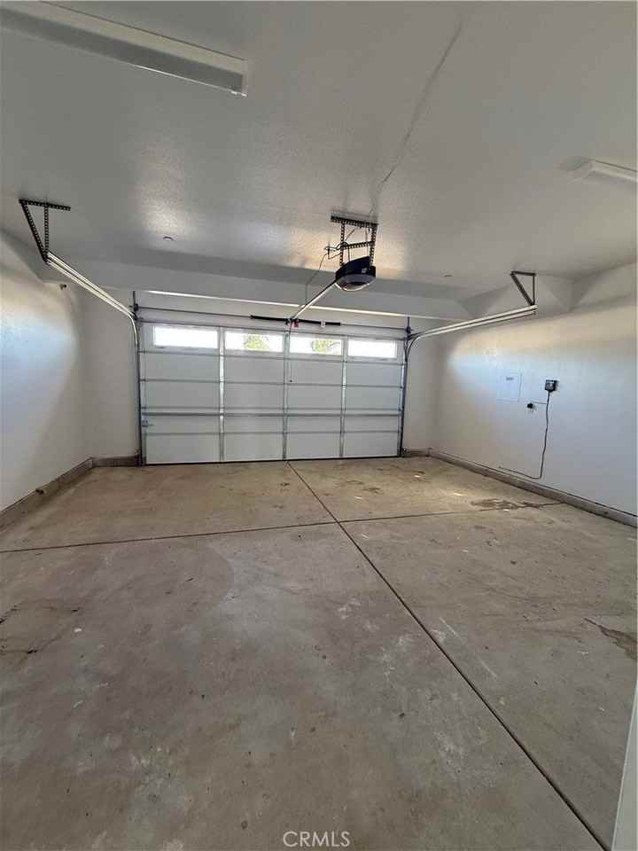 6590 Almeria Ave - Photo 7 of 12