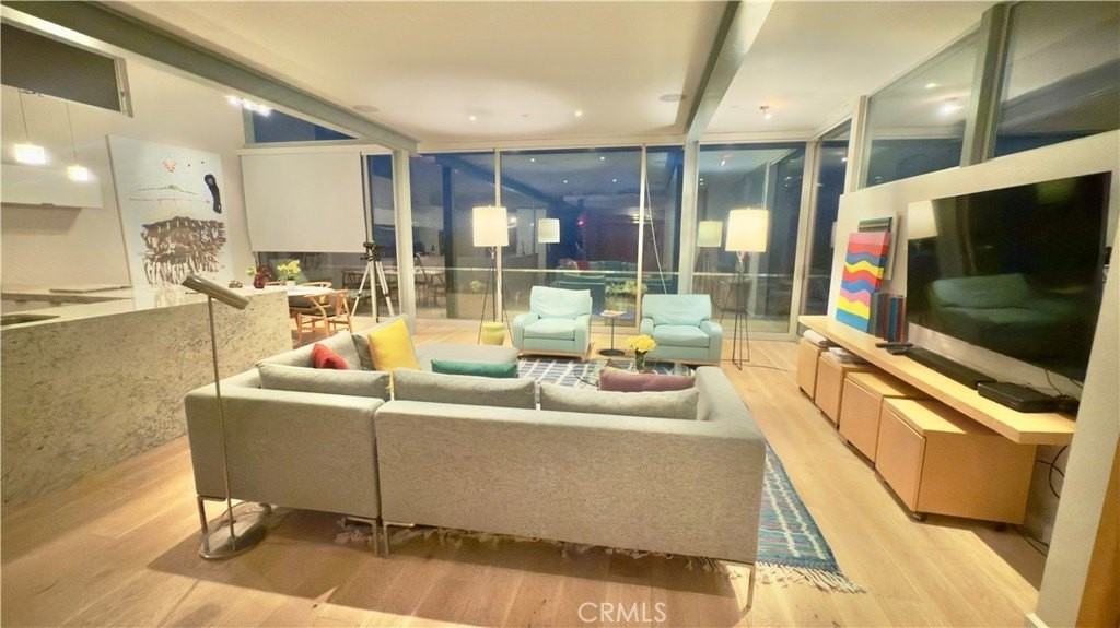 31676 Seacove Dr - Photo 2 of 24