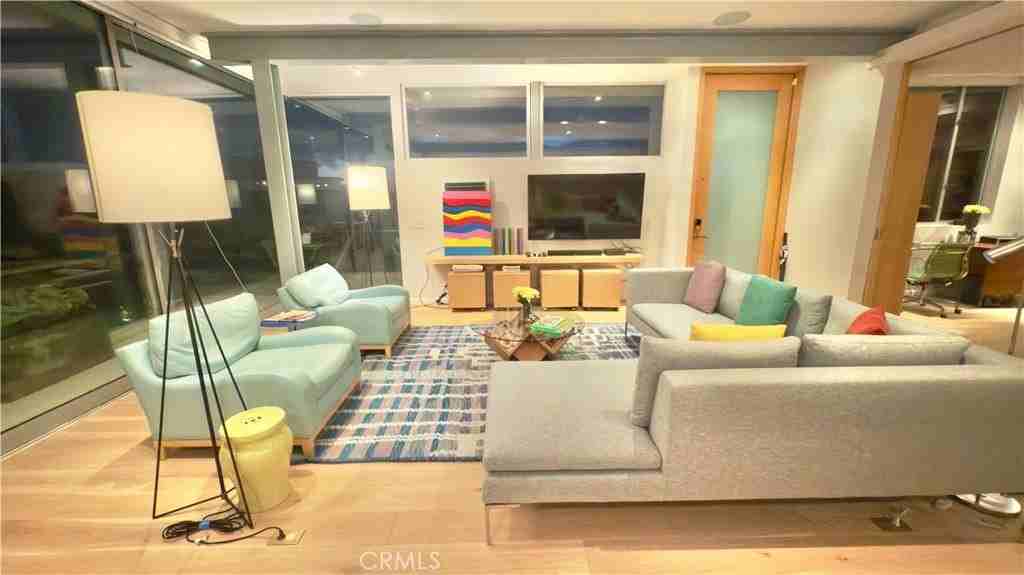 31676 Seacove Dr - Photo 3 of 24