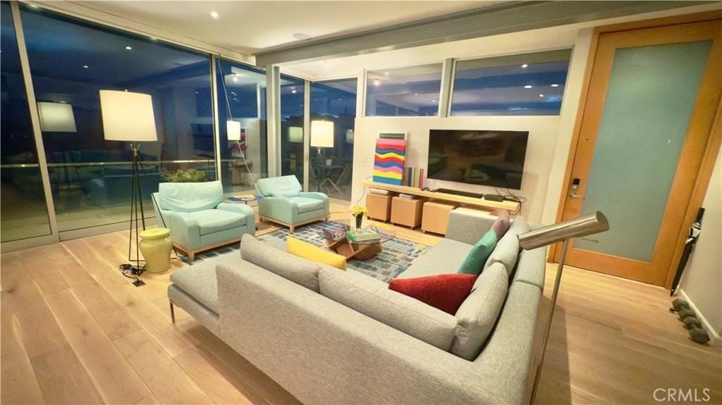 31676 Seacove Dr - Photo 4 of 24