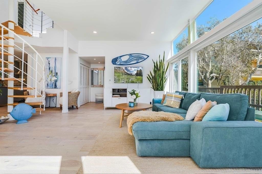 325 S Sierra Ave #45 - Photo 5 of 23