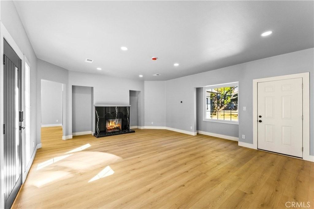 379 Buena Loma St - Photo 7 of 39