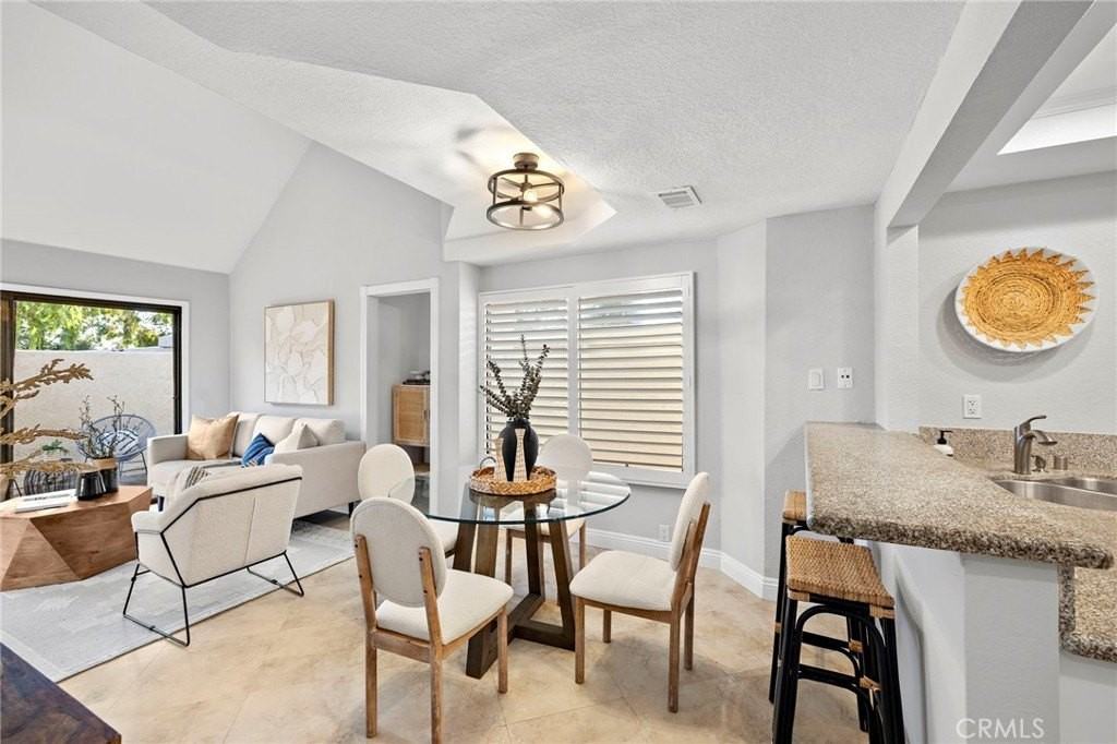 91 Martinique St #300 - Photo 5 of 30