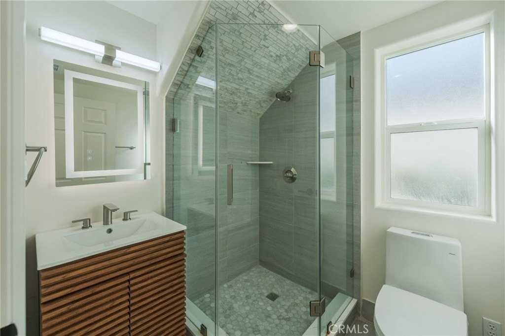 714 Chestnut 1/2 - Photo 5 of 26