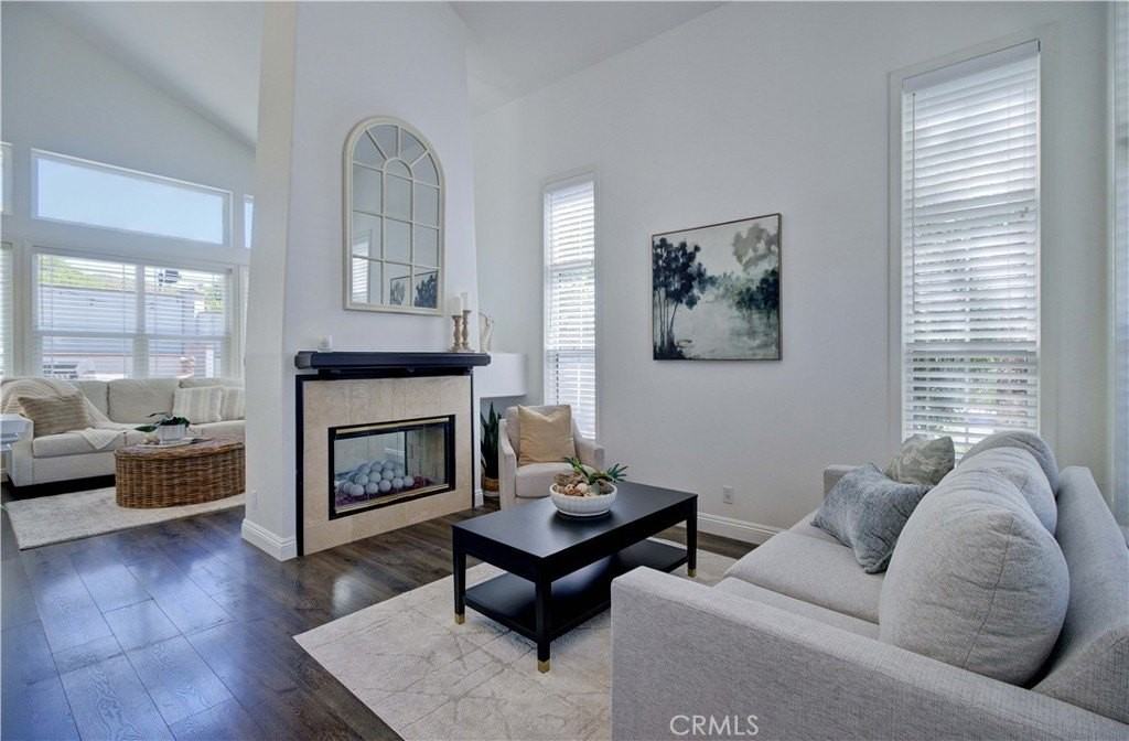 10 Willowbrook Ln - Photo 2 of 3