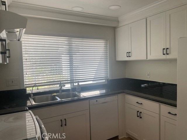 3256 San Amadeo #A - Photo 4 of 29