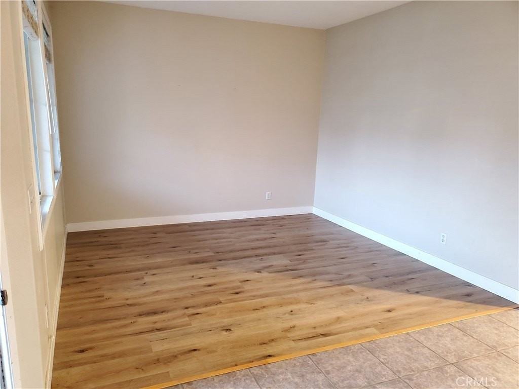 9586 Cedar Glen Pl - Photo 5 of 33