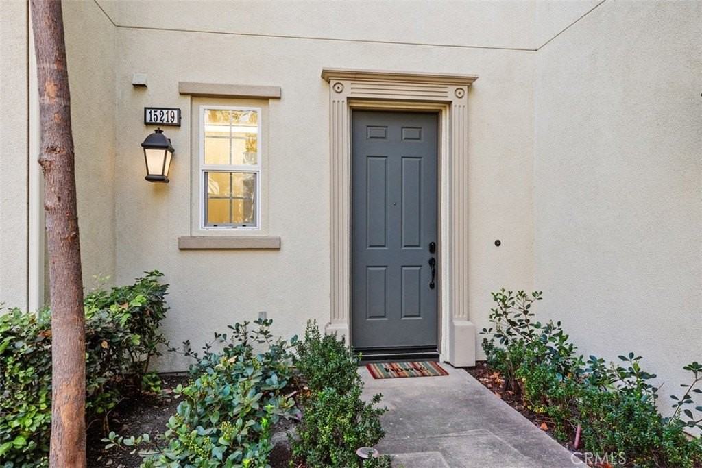 15219 Calverton Way - Photo 2 of 39