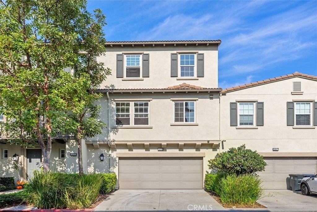 15219 Calverton Way - Photo 3 of 39