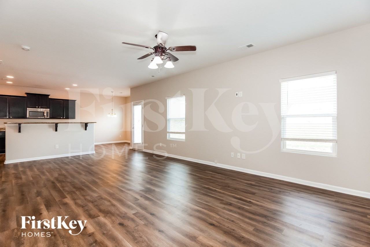 2516 Meadow Crossing Dr - Photo 6 of 18