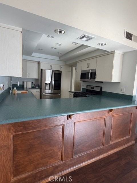 18435 Keswick St #13 - Photo 4 of 23