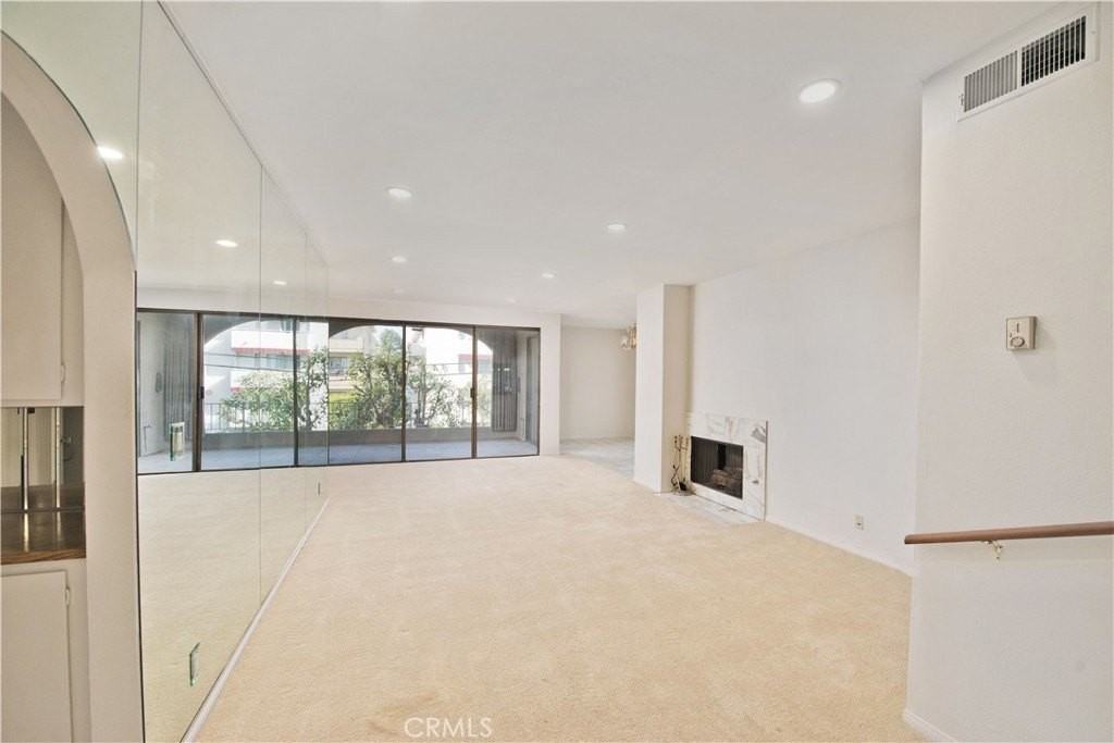 5340 Yarmouth Ave #205 - Photo 2 of 26