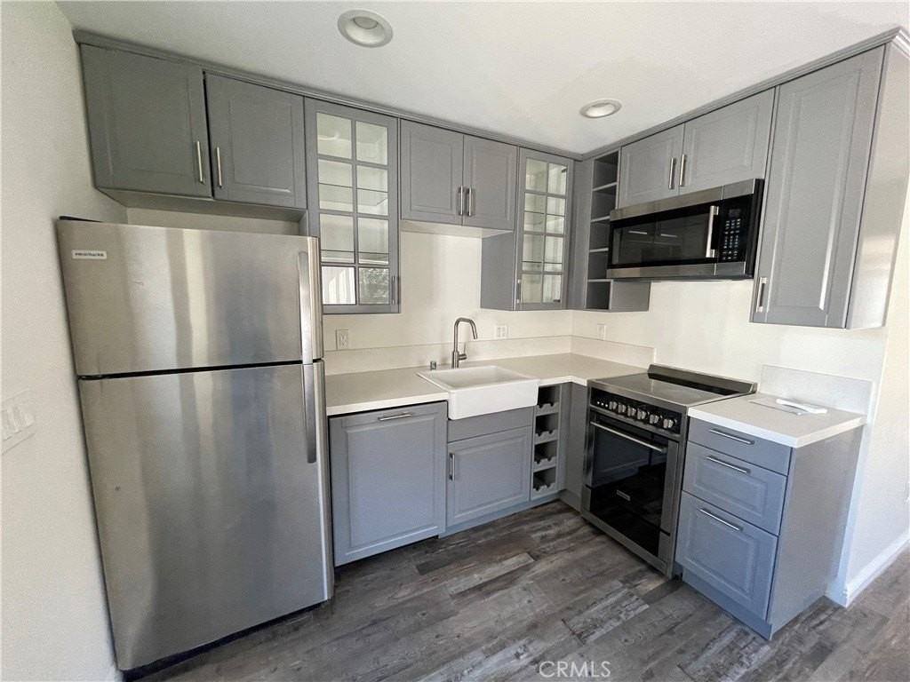 22018 Martinez St - Photo 4 of 14