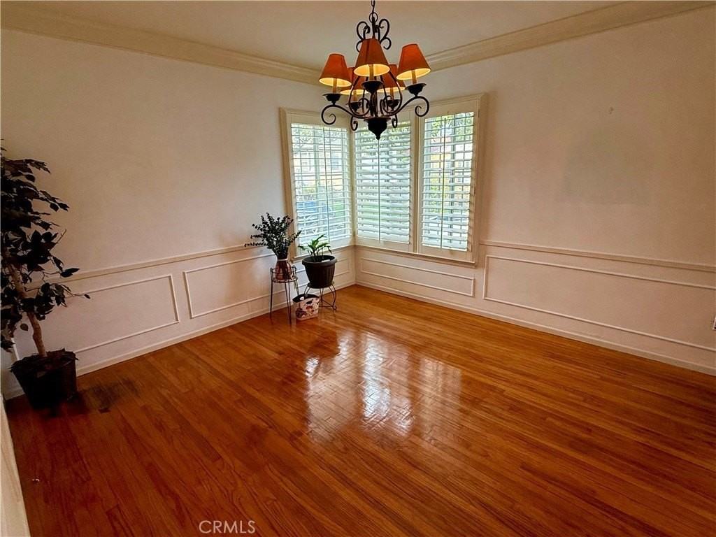 5541 Harcross Dr - Photo 6 of 32