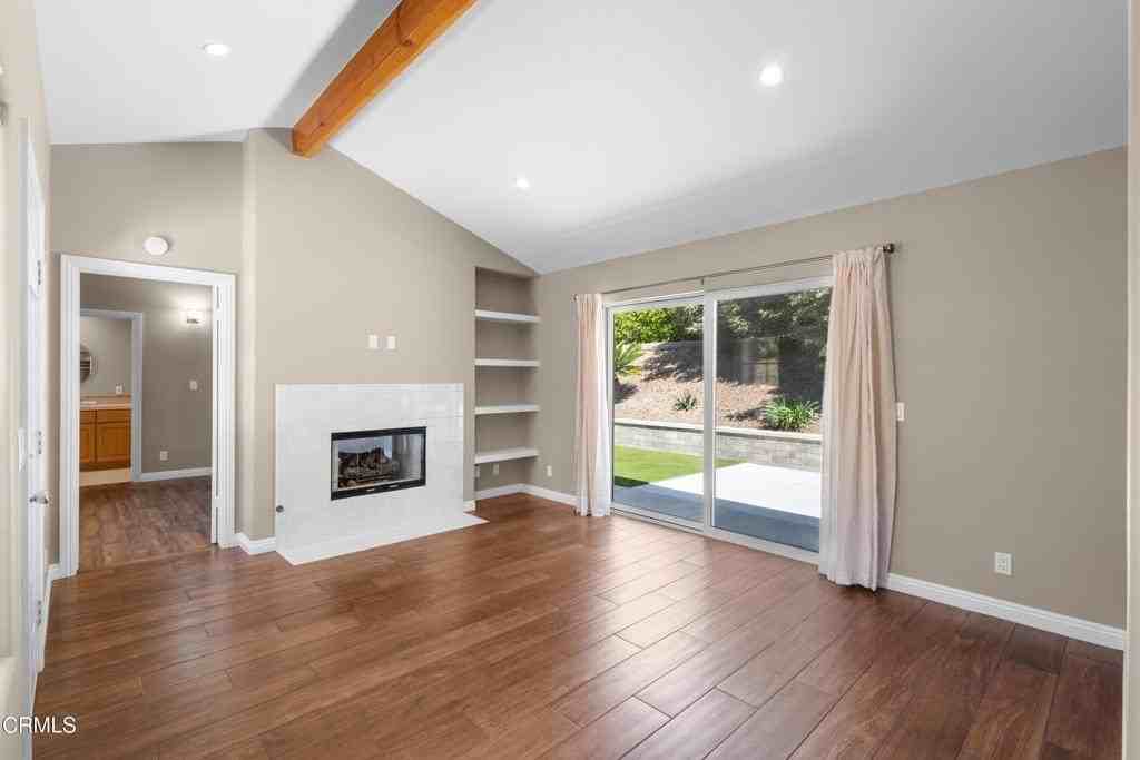 239 Ramona Pl - Photo 5 of 24