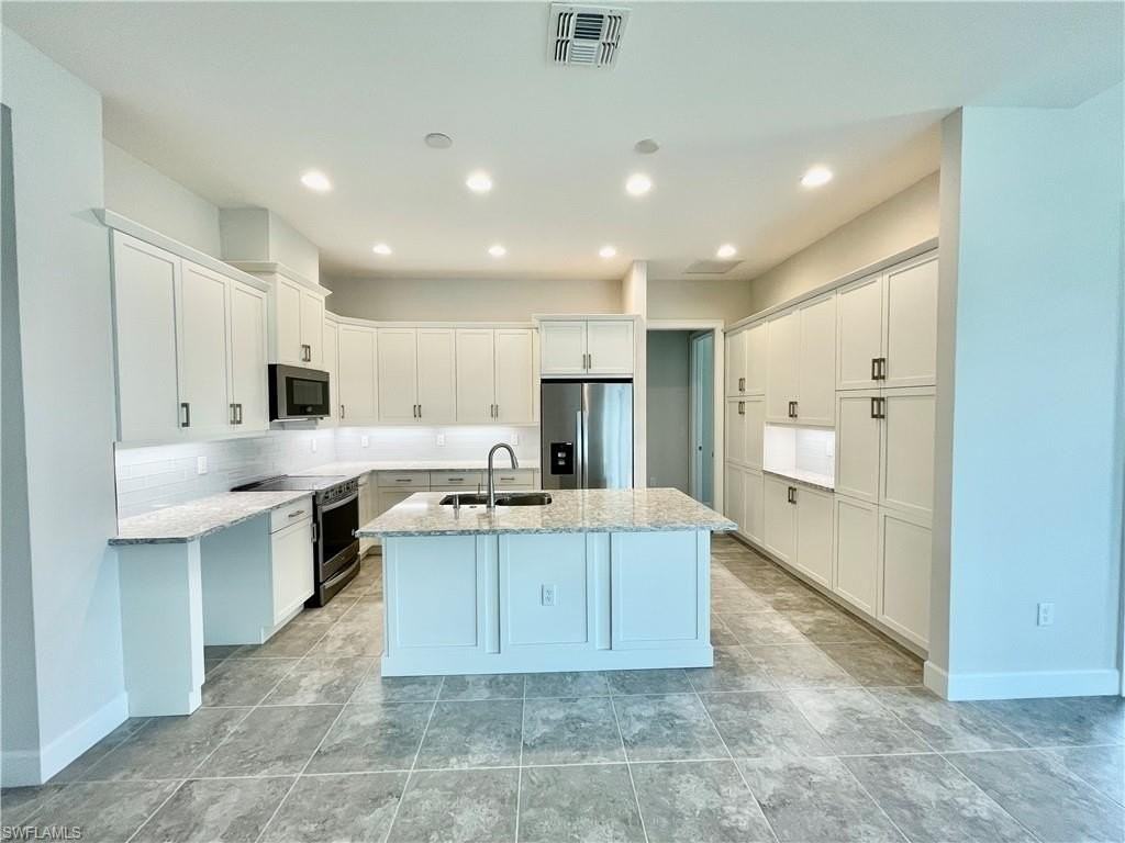 6361 Arriba Ave - Photo 2 of 19