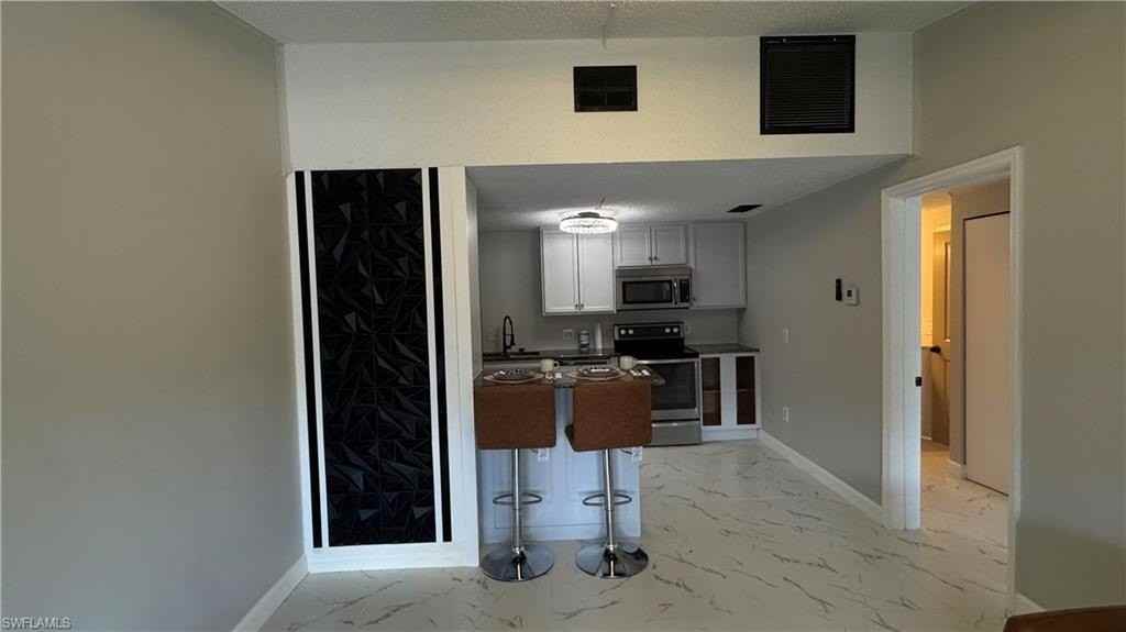 5222 Treetops Dr - Photo 5 of 9