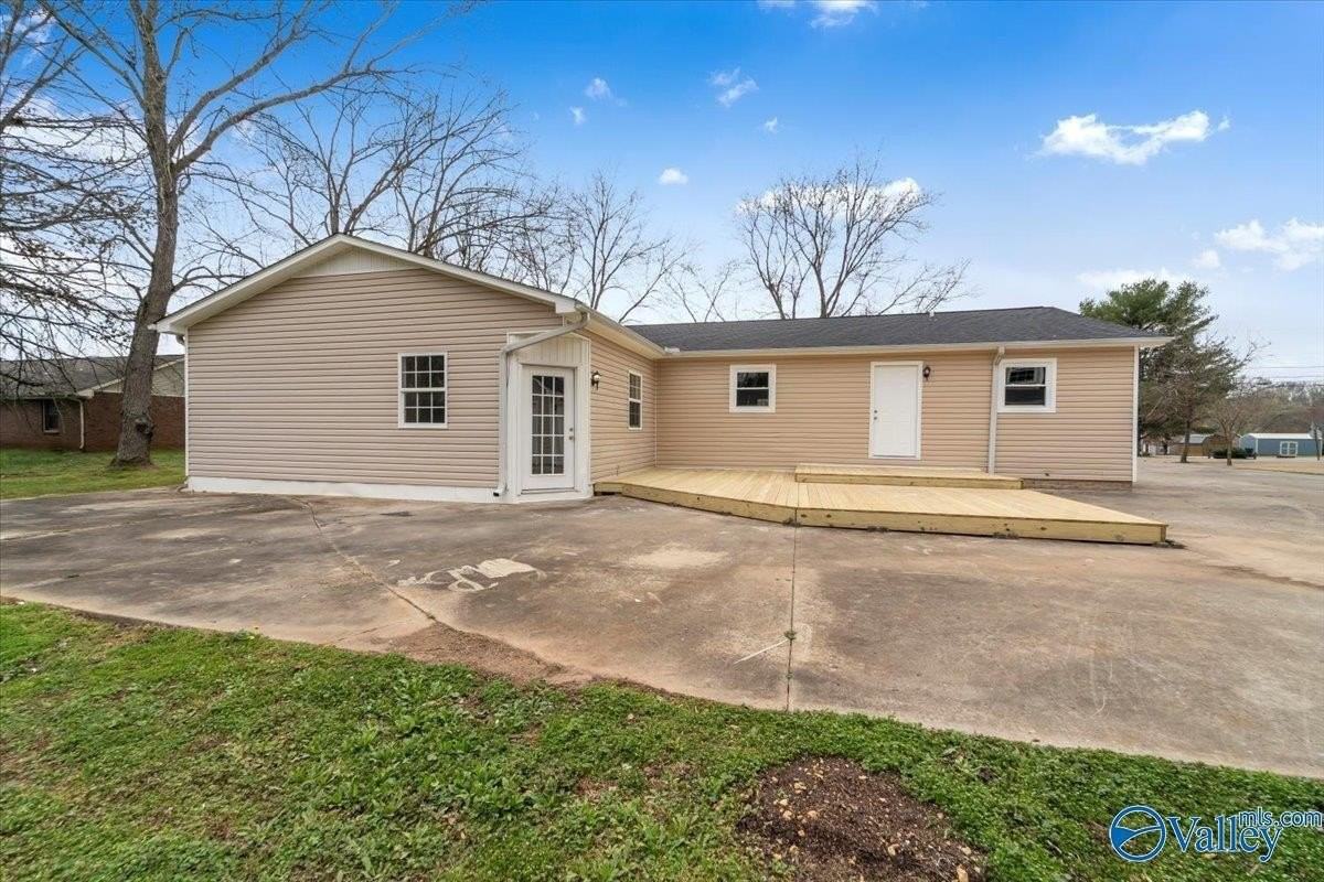 117 Mandy Dr - Photo 4 of 50