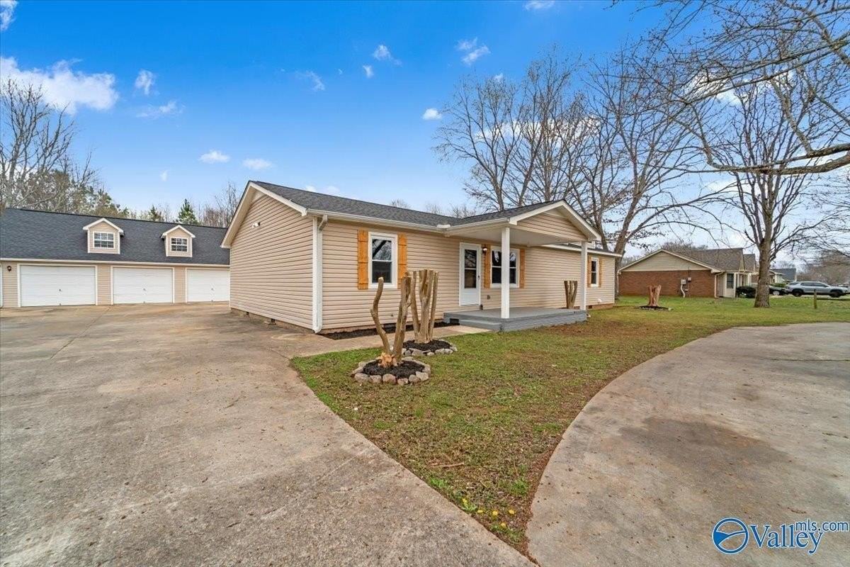 117 Mandy Dr - Photo 5 of 50