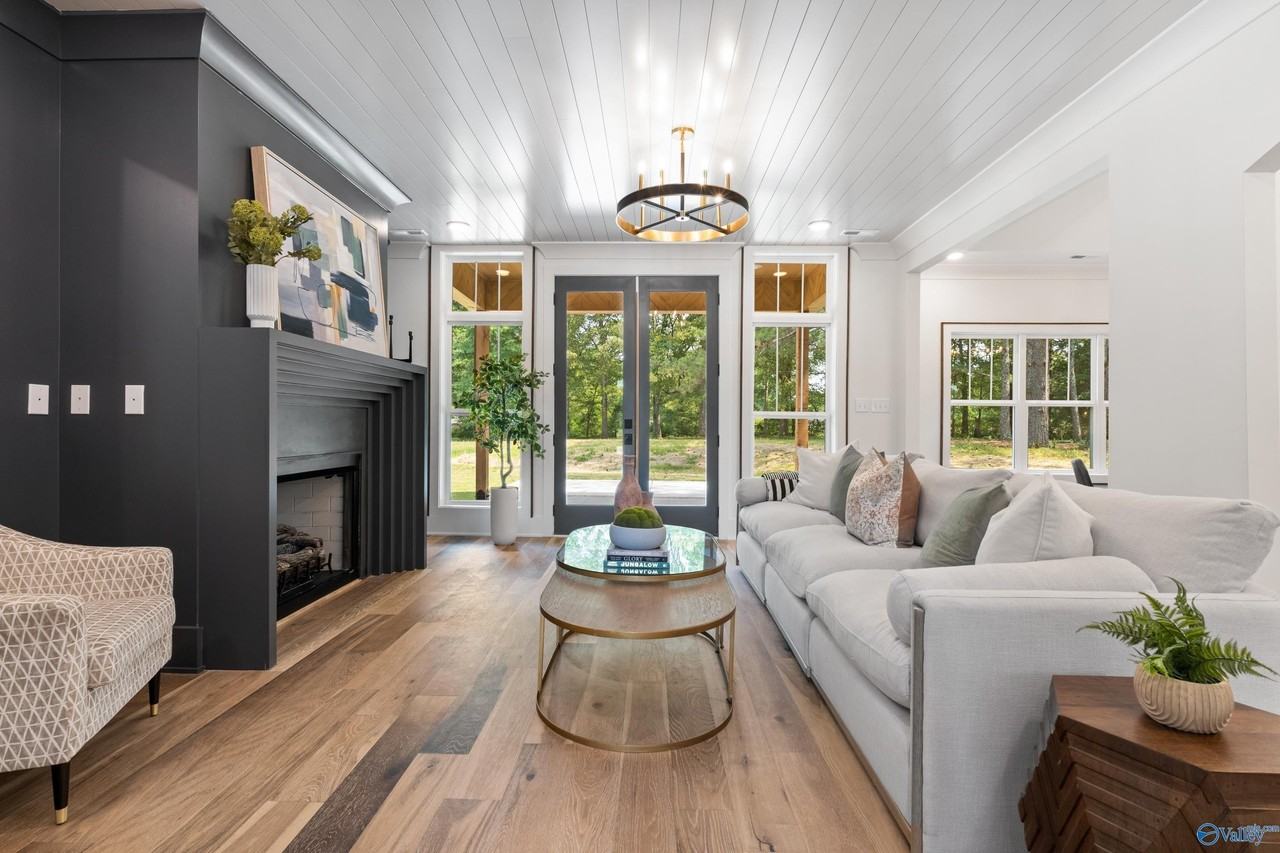 145 Mercury Ln - Photo 6 of 46