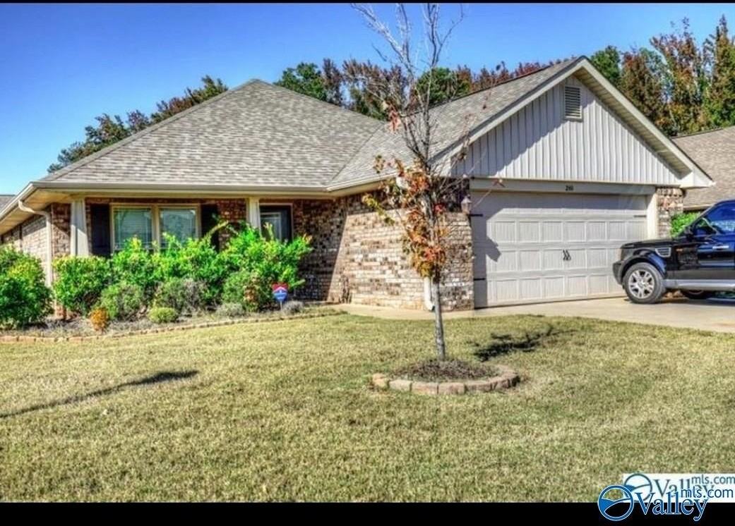 246 Healey Dr - Photo 3 of 18