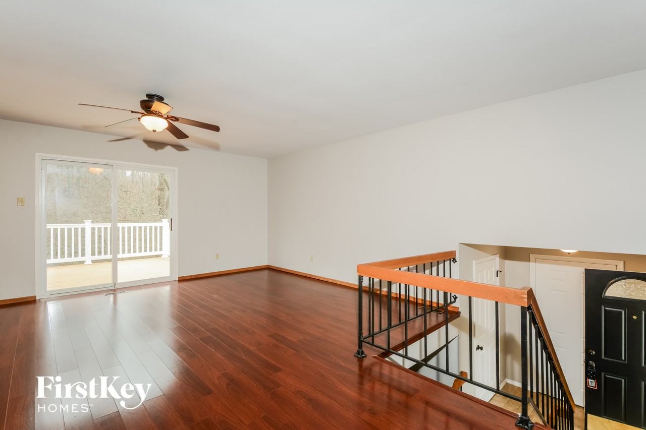 341 Lemonwood Dr - Photo 3 of 15