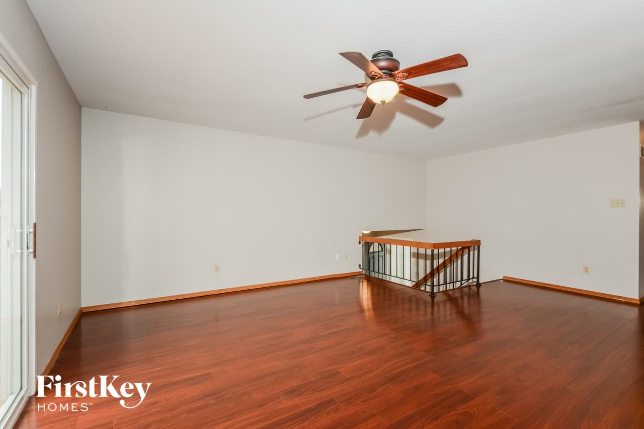 341 Lemonwood Dr - Photo 4 of 15