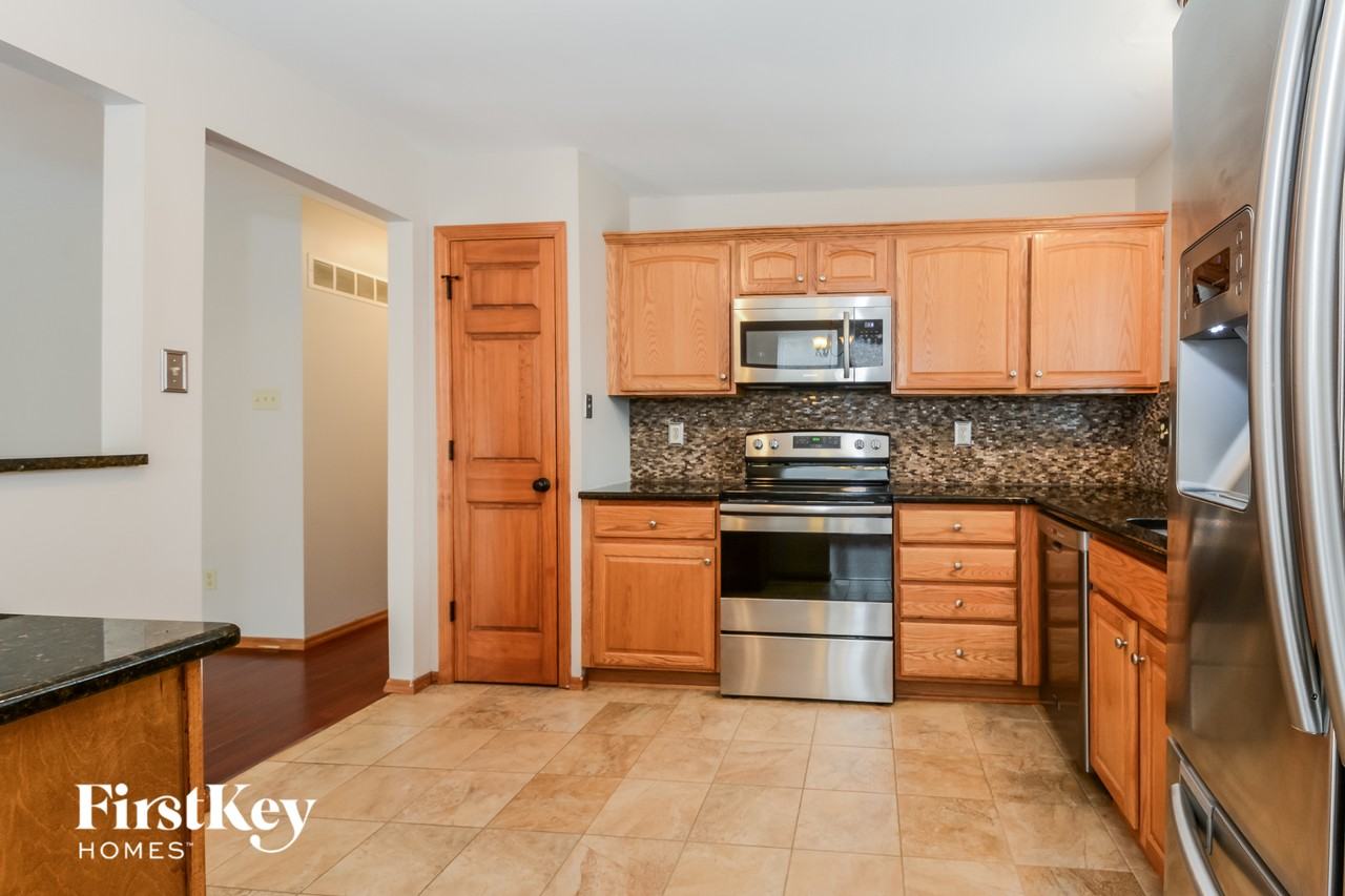 341 Lemonwood Dr - Photo 7 of 15