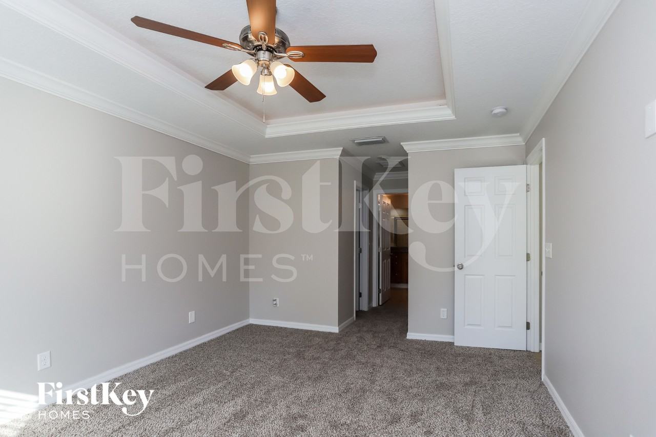 1860 Kim Acres Ln - Photo 7 of 15