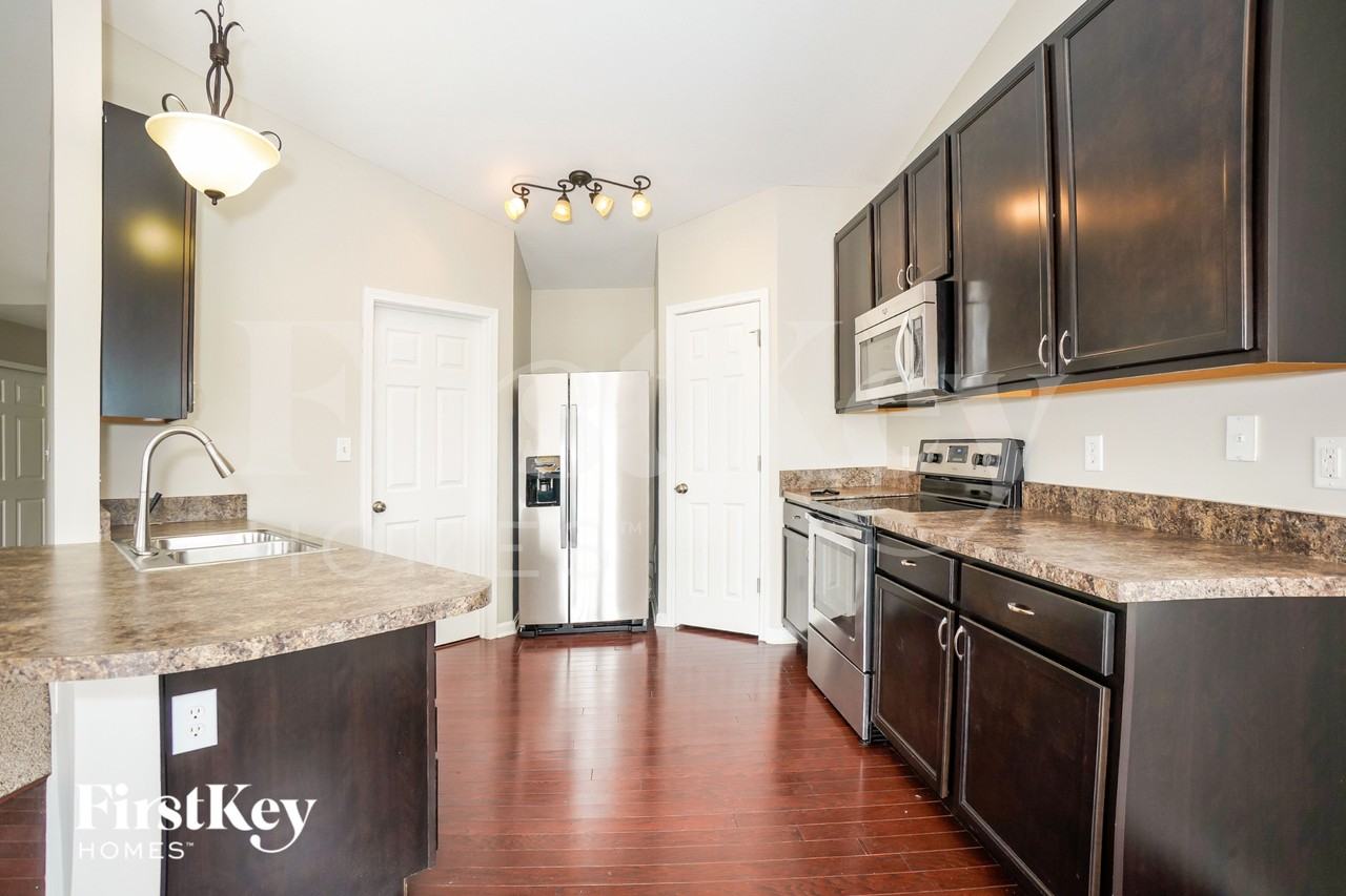 6055 W Brickell Ln - Photo 5 of 15