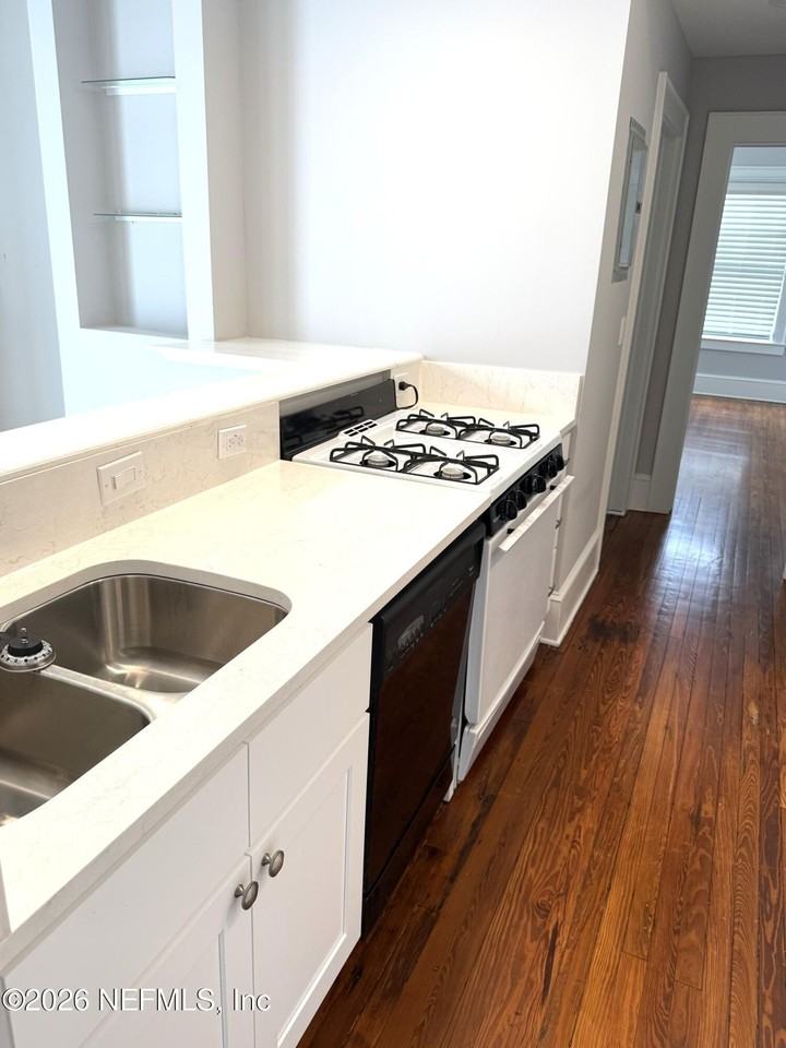 1736 Naldo Ave Unit 1736 - Photo 6 of 14