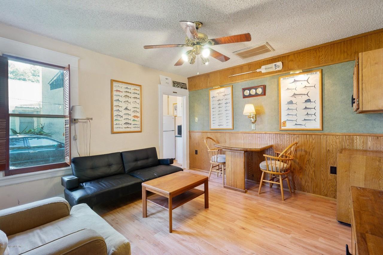 3914 Herschel St #1 - Photo 6 of 45