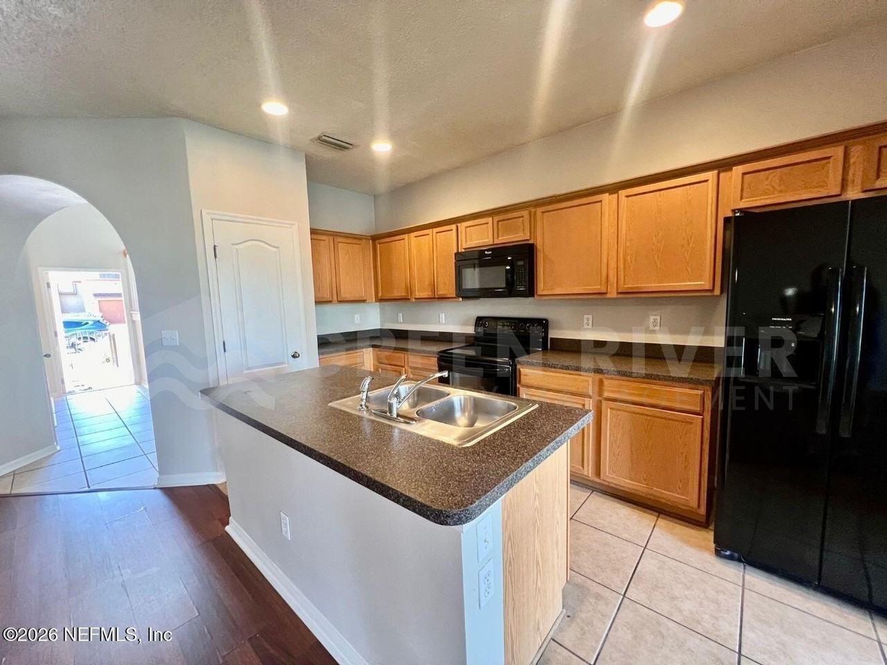 5282 Brighton Park Ln - Photo 6 of 31