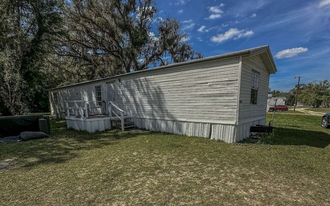 169 Sw Blooming Acres Loop - Photo 2 of 9