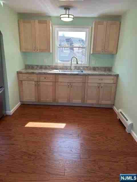 110 Copeland Ave - Photo 5 of 17