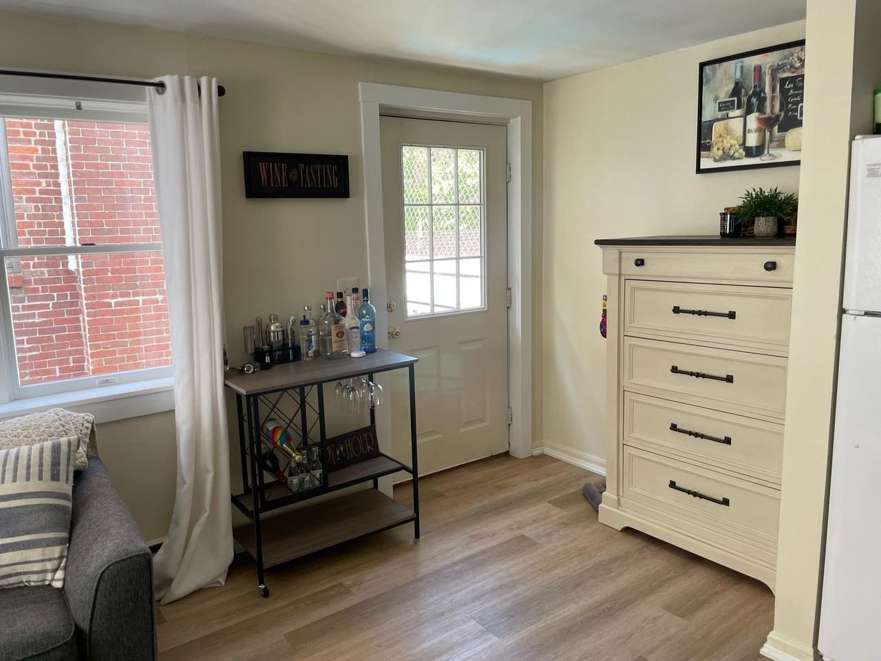 168 Fleet St #C - Photo 4 of 17