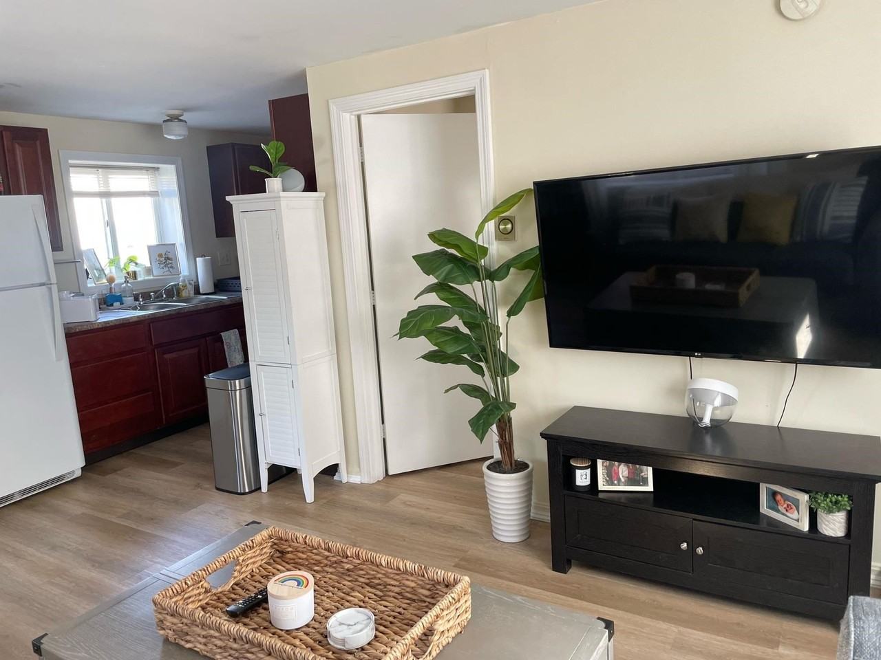 168 Fleet St #C - Photo 5 of 17