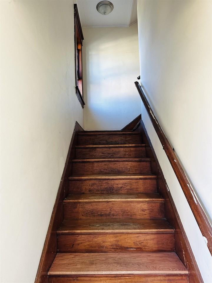 232 High St #A - Photo 4 of 13