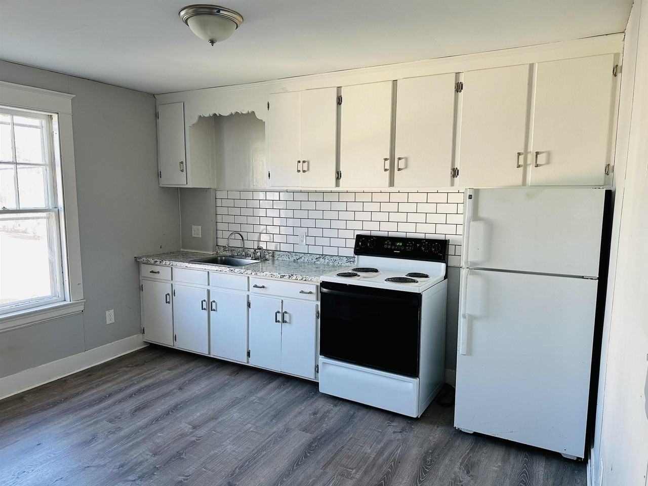 232 High St #A - Photo 5 of 13