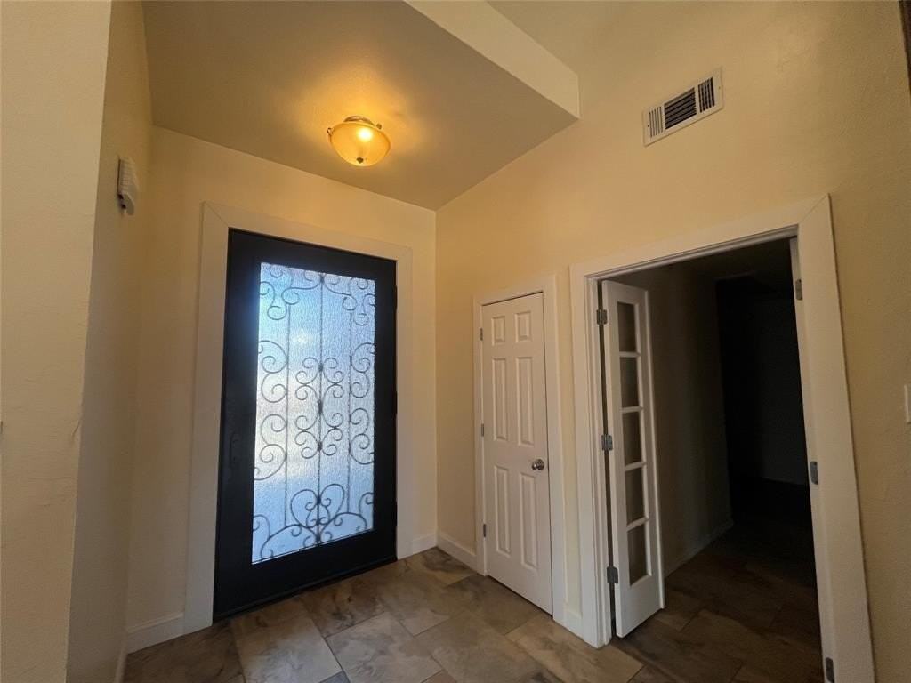 525 Bent Wood Ln - Photo 4 of 24