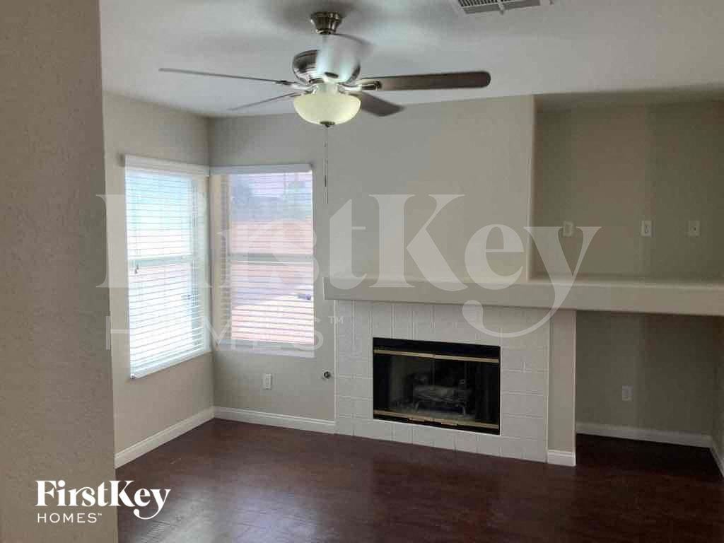6067 Hidden Rock Dr - Photo 3 of 13