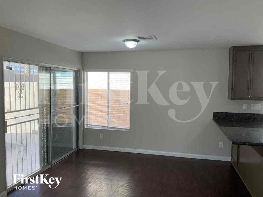 6067 Hidden Rock Dr - Photo 4 of 13