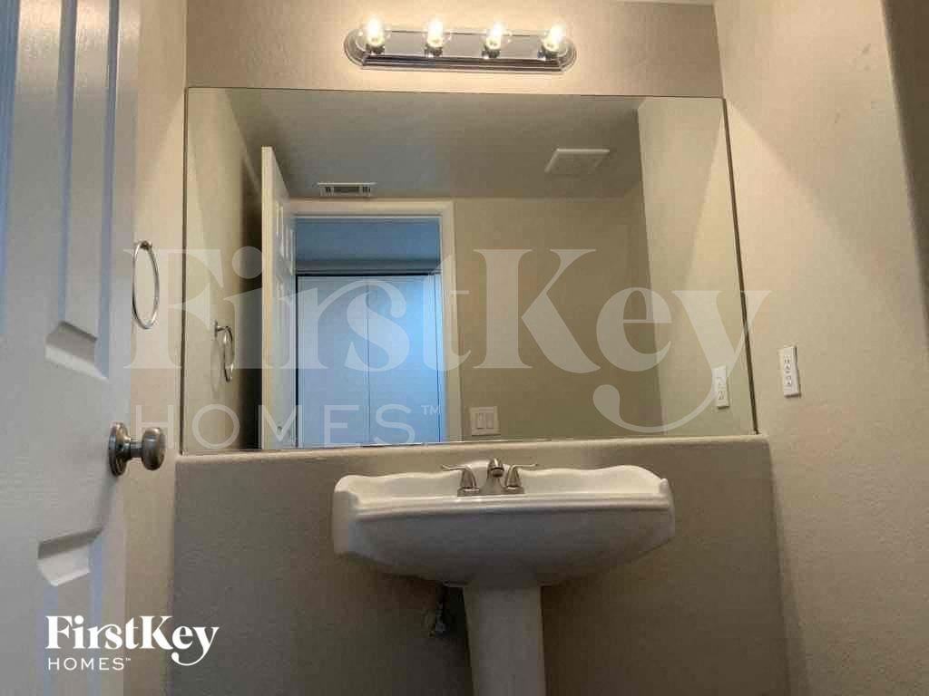 6067 Hidden Rock Dr - Photo 6 of 13