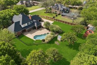 7704 Emerson Ln - Photo 1 of 1