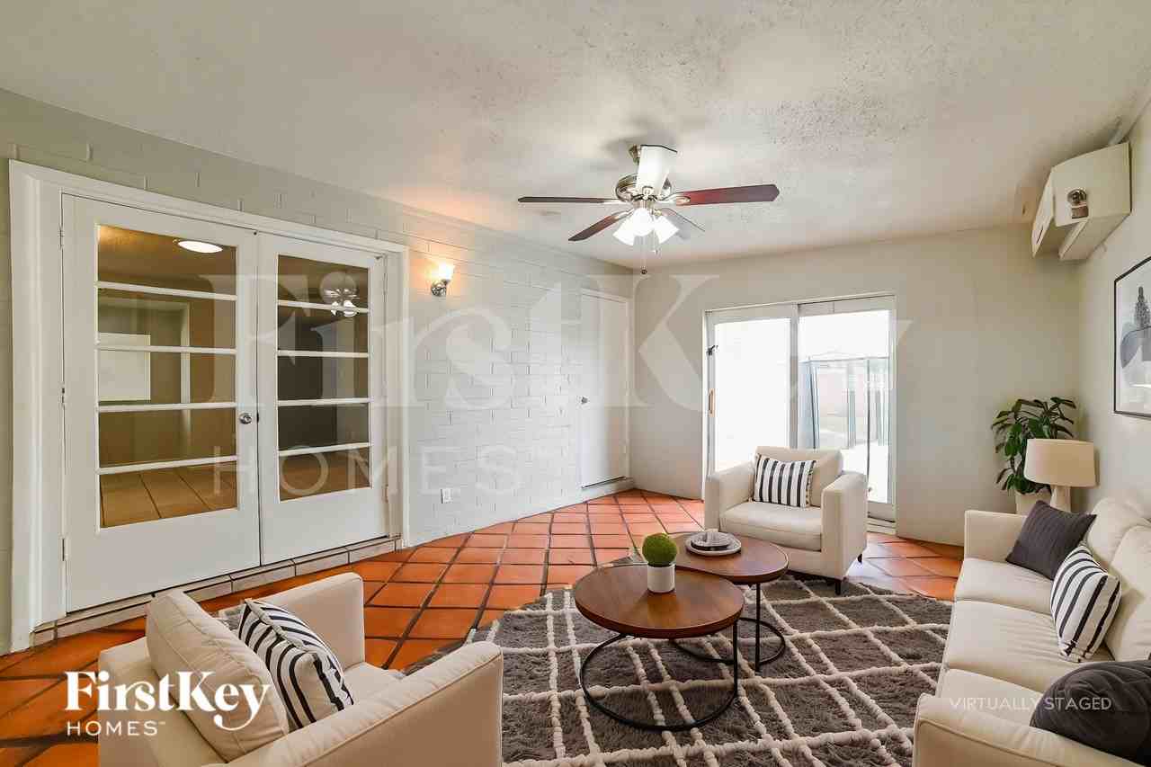 4120 W Ironwood Dr - Photo 3 of 18