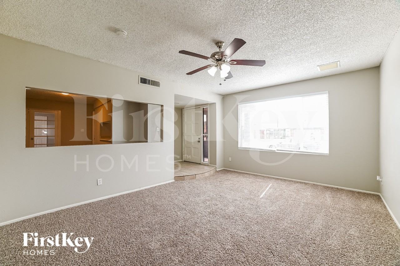 4120 W Ironwood Dr - Photo 4 of 18