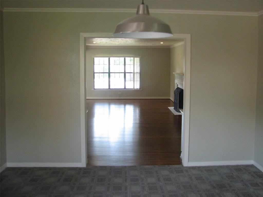 10943 Desdemona Dr - Photo 6 of 9